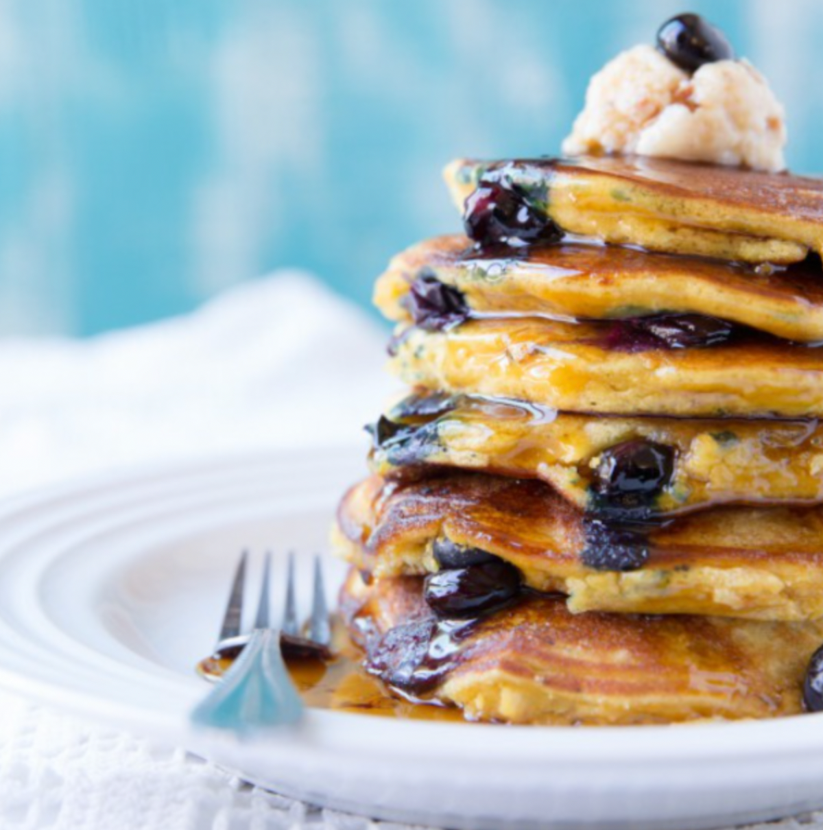 Fluffy Blueberry Paleo Pancakes (with Arrowroot)
