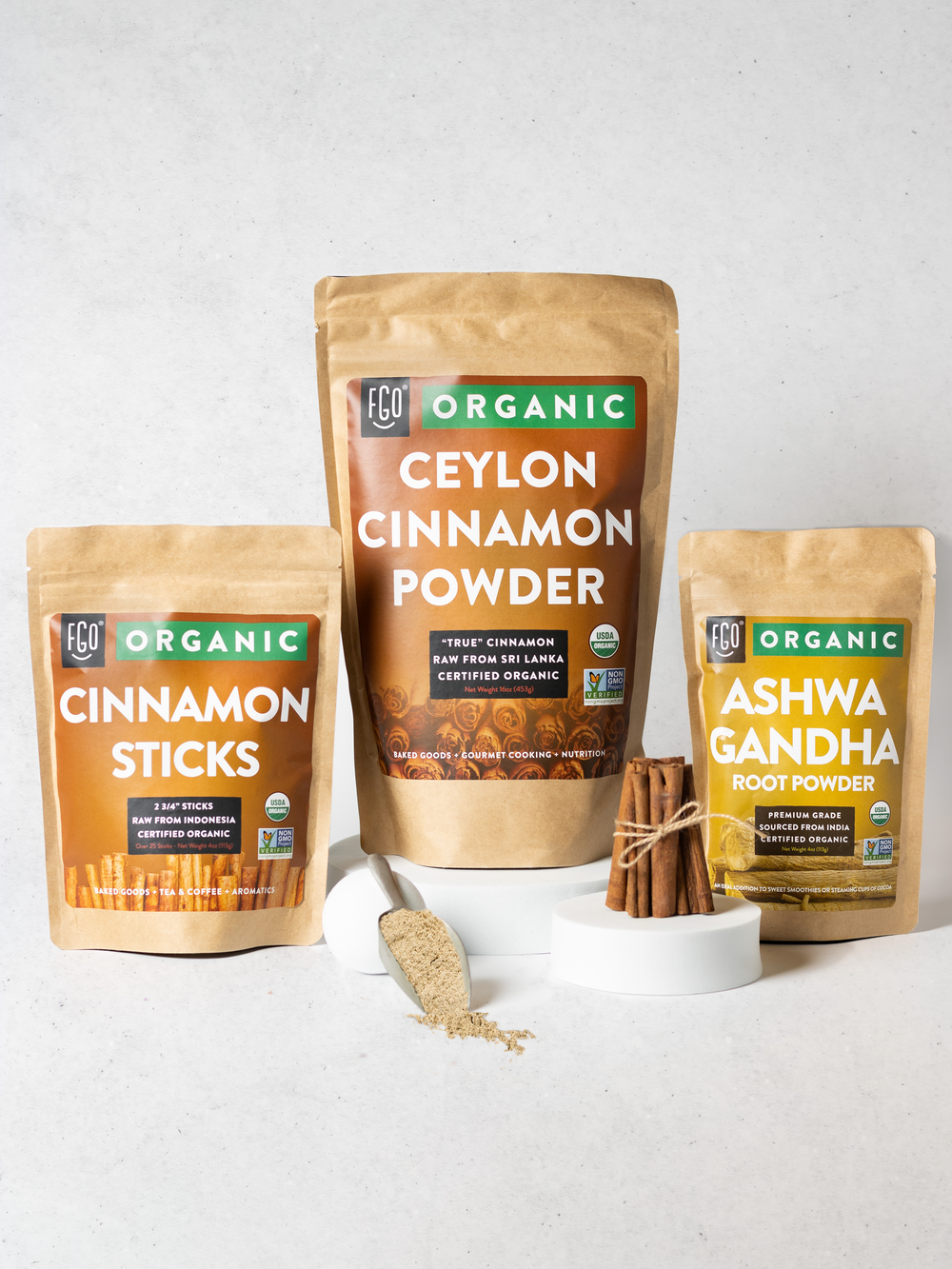 Kraft pouches of ashwagandha root powder, ceylon 